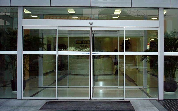 自動(dòng)平移門