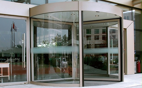 對(duì)電動(dòng)旋轉(zhuǎn)門五大認(rèn)知錯(cuò)誤，你真的了解旋轉(zhuǎn)門嗎？