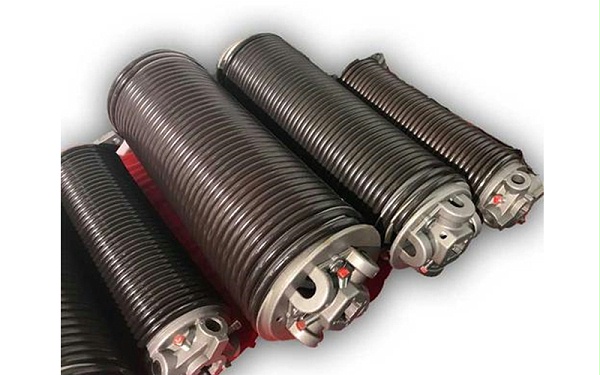 從細(xì)節(jié)了解做好維護(hù)保養(yǎng)提升門有哪些好處