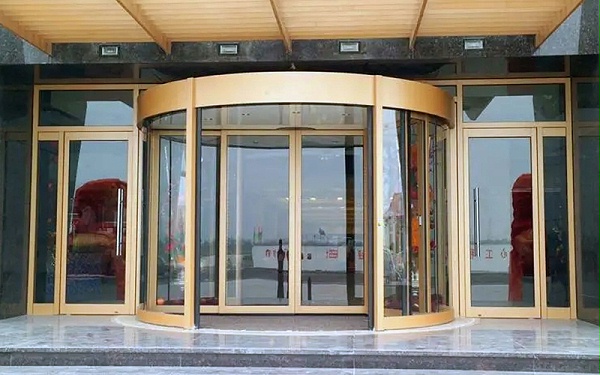 用電安全知識(shí)之自動(dòng)旋轉(zhuǎn)門安全用電篇