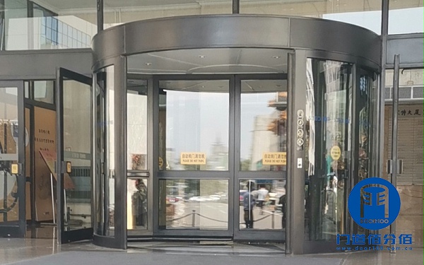 門(mén)道佰分佰自動(dòng)旋轉(zhuǎn)門(mén)保養(yǎng)維護(hù)具體內(nèi)容介紹