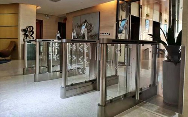 人臉識別速通門與人臉識別門禁使用常識解答