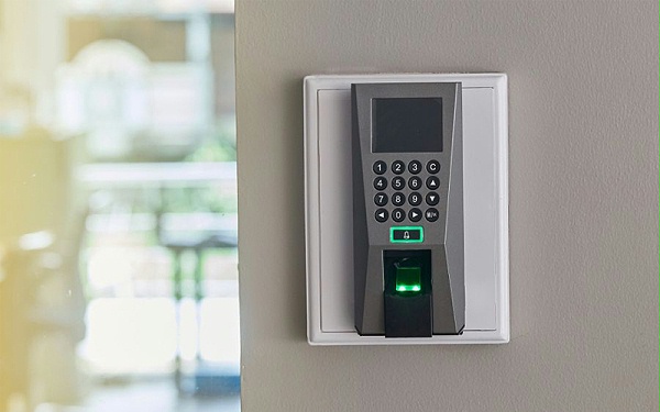 門禁的安裝與調(diào)試