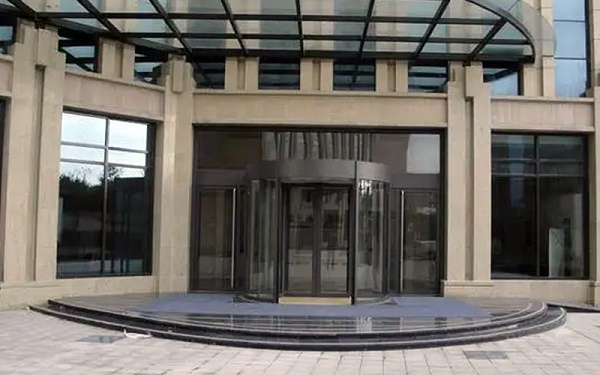 各種旋轉(zhuǎn)門安裝部件注意事項