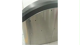 閘機(jī)速通機(jī)身上的“小黑點(diǎn)”是什么