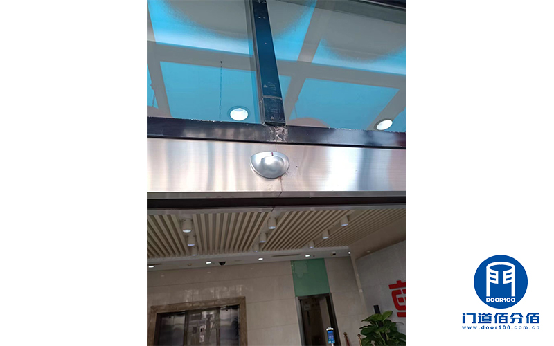 平移式自動門開門感應(yīng)器維修更換實例分享