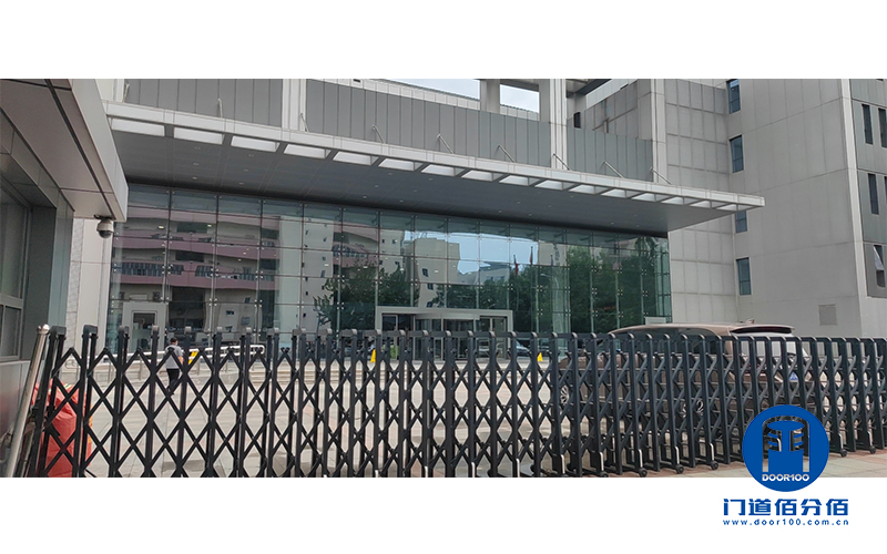 北京物業(yè)公司伸縮電動門/電動伸縮門故障維修紀(jì)實(shí)